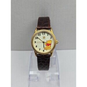 Fossil Disney Store Winnie The Pooh Watch New Battery Womens Rare Vintage DS1287